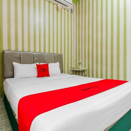 Oyo 2186 Esbe Hotel Syariah Tanjung Pandan Exteriör bild