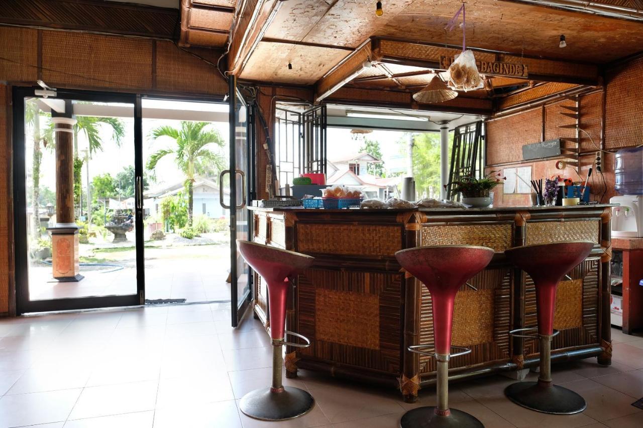 Oyo 2186 Esbe Hotel Syariah Tanjung Pandan Exteriör bild