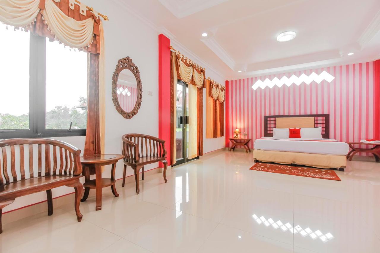 Oyo 2186 Esbe Hotel Syariah Tanjung Pandan Exteriör bild